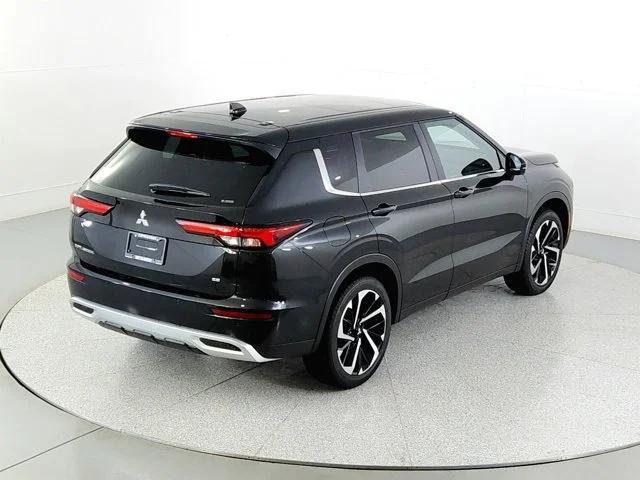 new 2024 Mitsubishi Outlander car, priced at $34,332