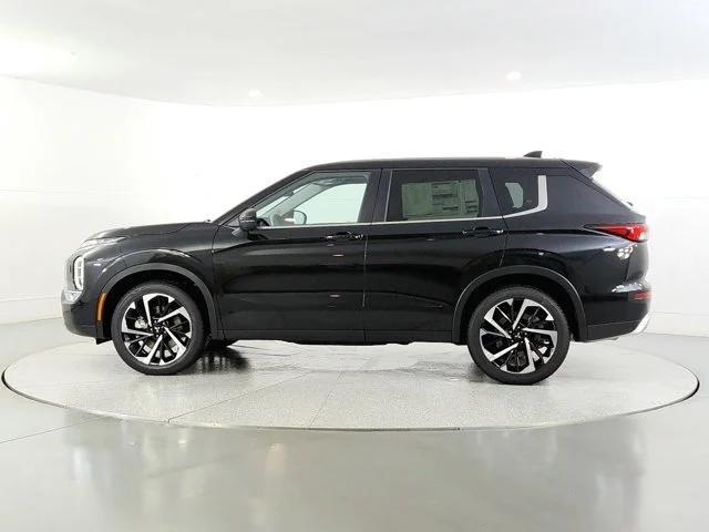 new 2024 Mitsubishi Outlander car, priced at $34,332