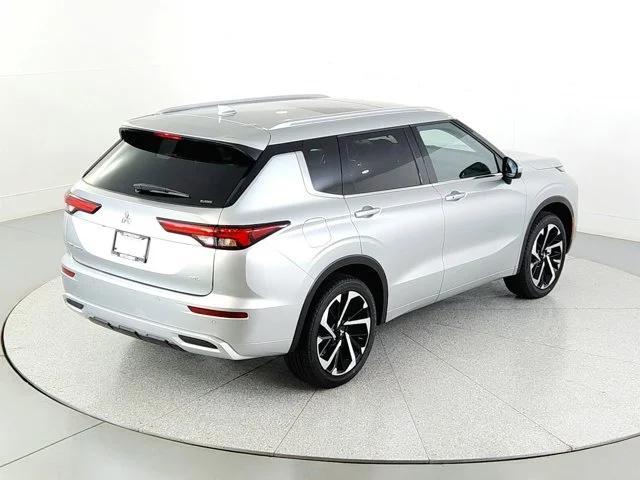 new 2024 Mitsubishi Outlander car, priced at $36,525