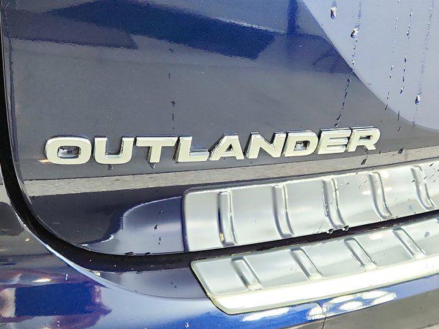 used 2022 Mitsubishi Outlander car, priced at $25,990