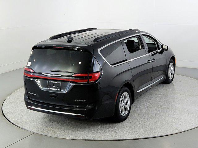 used 2022 Chrysler Pacifica car, priced at $27,490