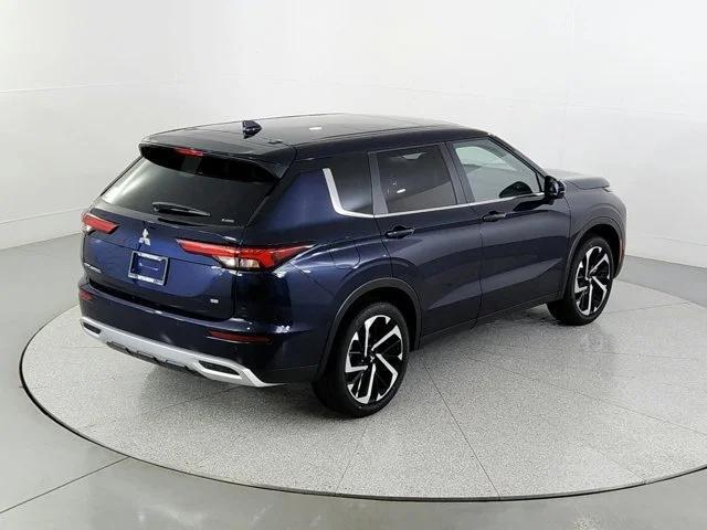 new 2024 Mitsubishi Outlander car, priced at $34,270