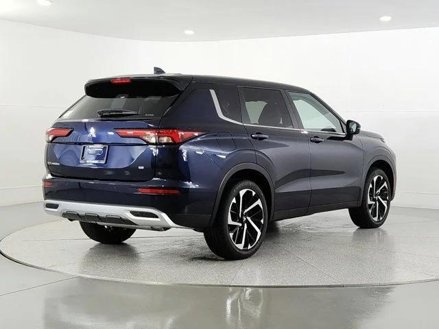 new 2024 Mitsubishi Outlander car, priced at $34,270