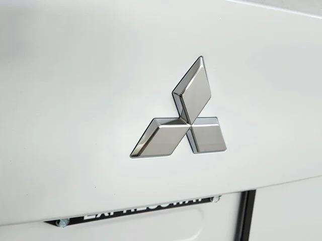 new 2024 Mitsubishi Outlander car, priced at $32,283