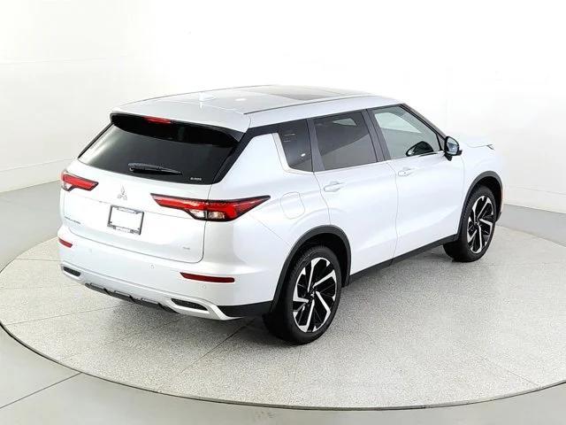 new 2024 Mitsubishi Outlander car, priced at $34,092