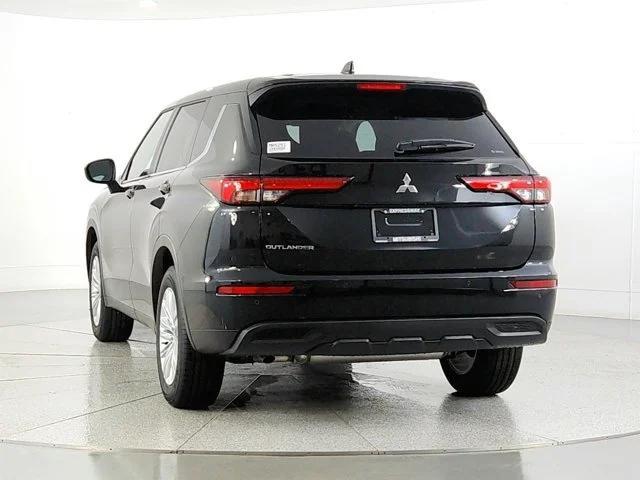 new 2024 Mitsubishi Outlander car, priced at $30,773