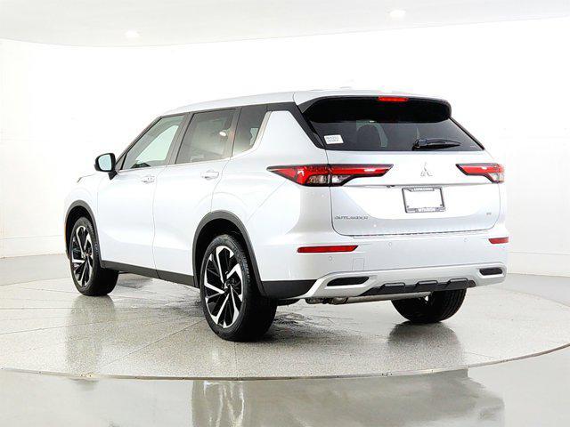 new 2024 Mitsubishi Outlander car, priced at $31,973