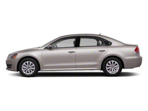 used 2013 Volkswagen Passat car