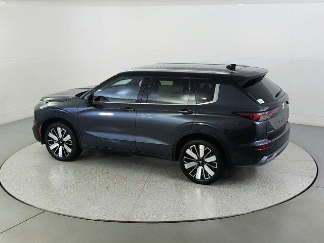 new 2025 Mitsubishi Outlander car, priced at $44,936