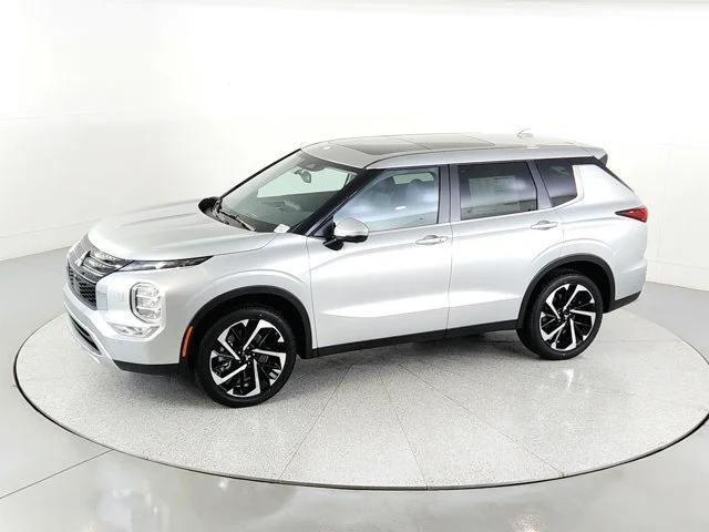 new 2024 Mitsubishi Outlander car, priced at $33,237