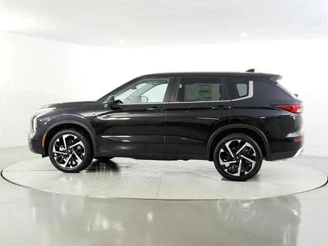 new 2024 Mitsubishi Outlander car, priced at $34,092