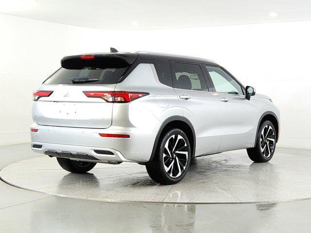 new 2024 Mitsubishi Outlander car, priced at $39,126