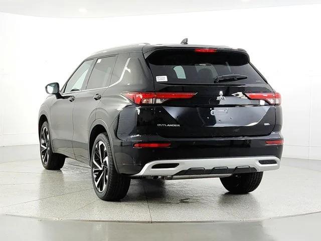 new 2024 Mitsubishi Outlander car, priced at $34,614