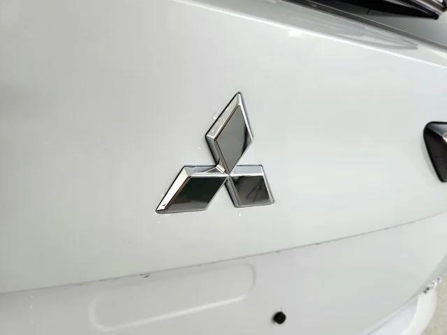 new 2024 Mitsubishi Outlander car, priced at $35,414