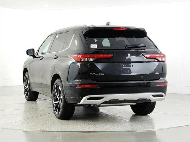 new 2024 Mitsubishi Outlander car, priced at $35,284