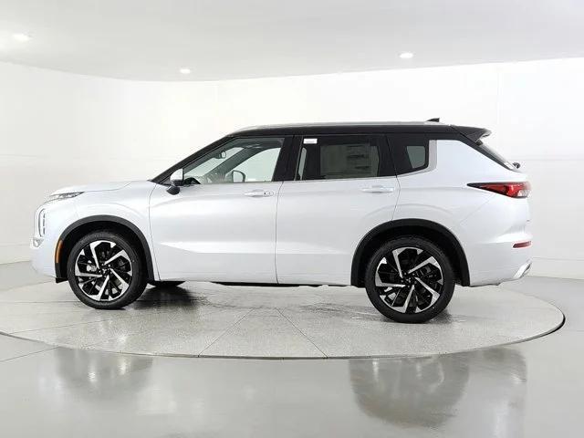 new 2024 Mitsubishi Outlander car, priced at $39,656