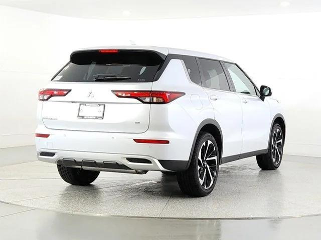 new 2024 Mitsubishi Outlander car, priced at $32,222