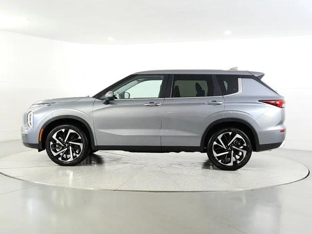 new 2024 Mitsubishi Outlander car, priced at $31,931