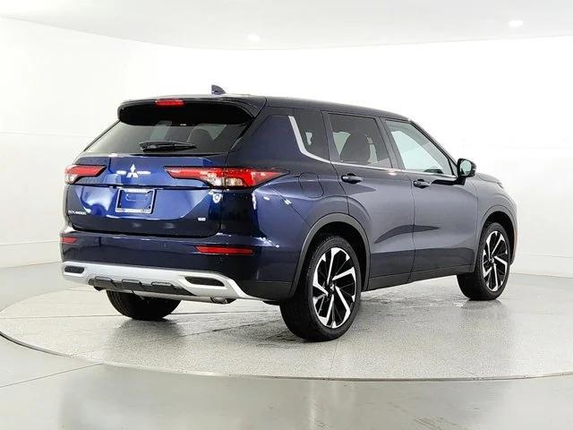 new 2024 Mitsubishi Outlander car, priced at $33,516