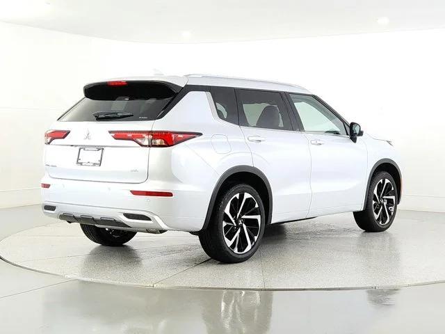 new 2024 Mitsubishi Outlander car, priced at $35,095