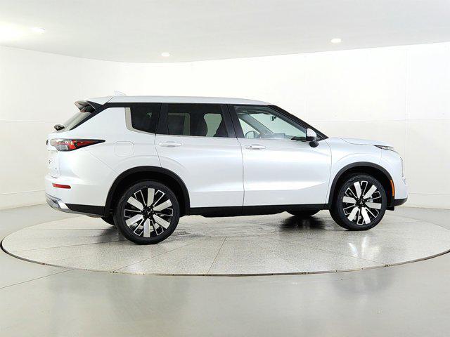 new 2025 Mitsubishi Outlander car, priced at $34,091