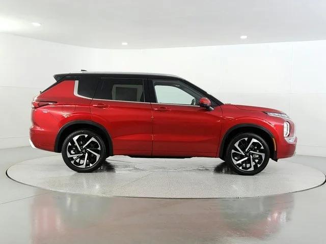 new 2024 Mitsubishi Outlander car, priced at $37,840