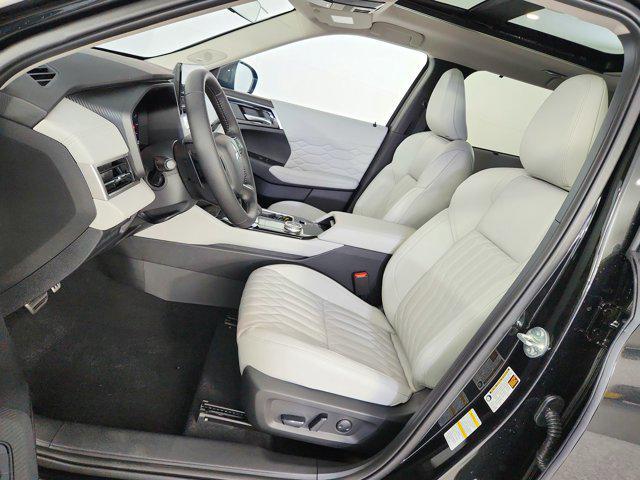 new 2025 Mitsubishi Outlander car, priced at $42,165