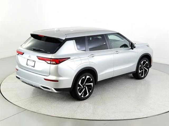 new 2024 Mitsubishi Outlander car, priced at $31,712