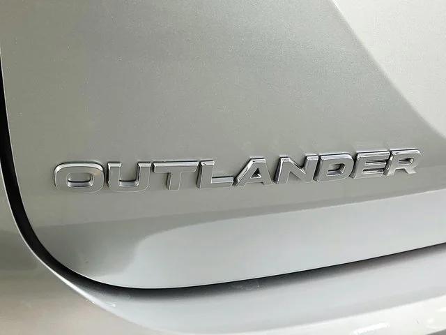 used 2024 Mitsubishi Outlander car, priced at $27,490