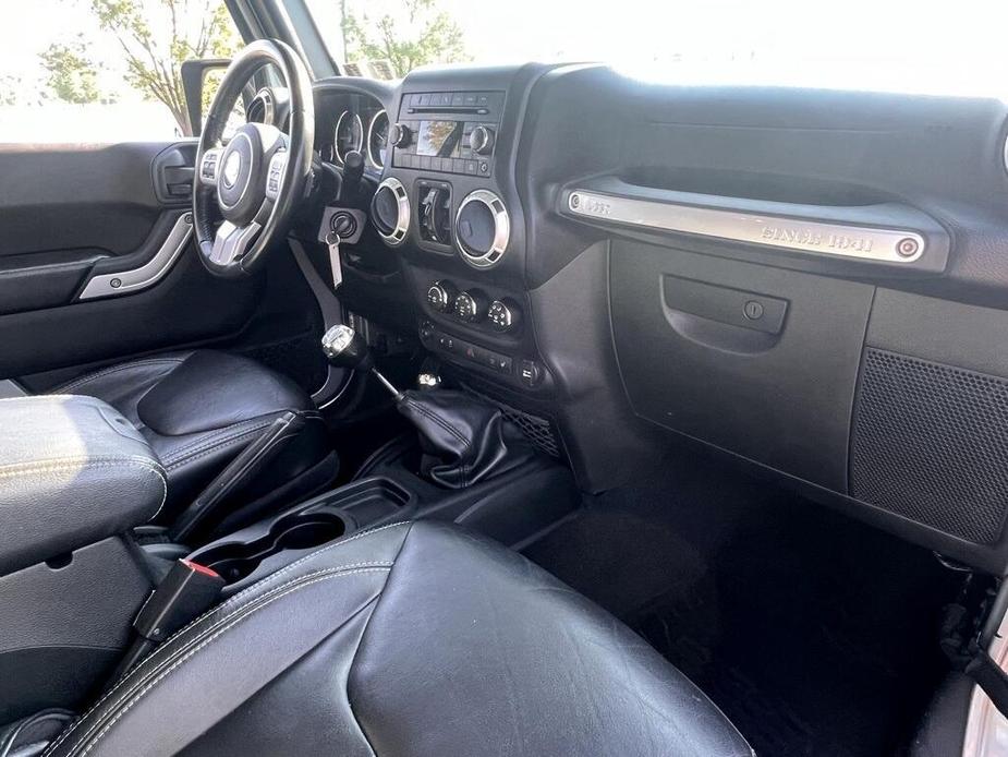 used 2015 Jeep Wrangler Unlimited car, priced at $26,500