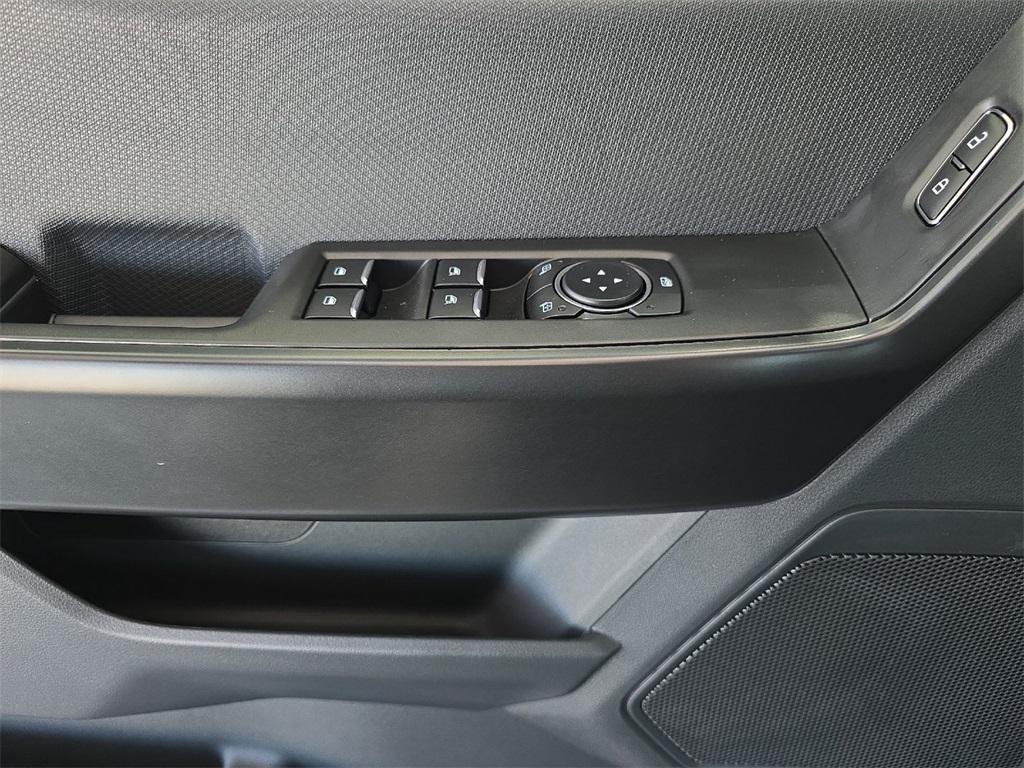 new 2025 Ford F-150 car, priced at $45,642