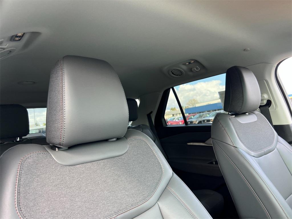 new 2025 Ford Explorer car, priced at $45,906