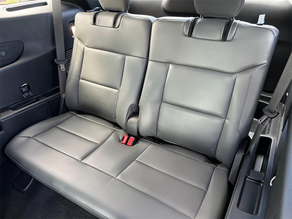 new 2025 Ford Explorer car, priced at $45,906