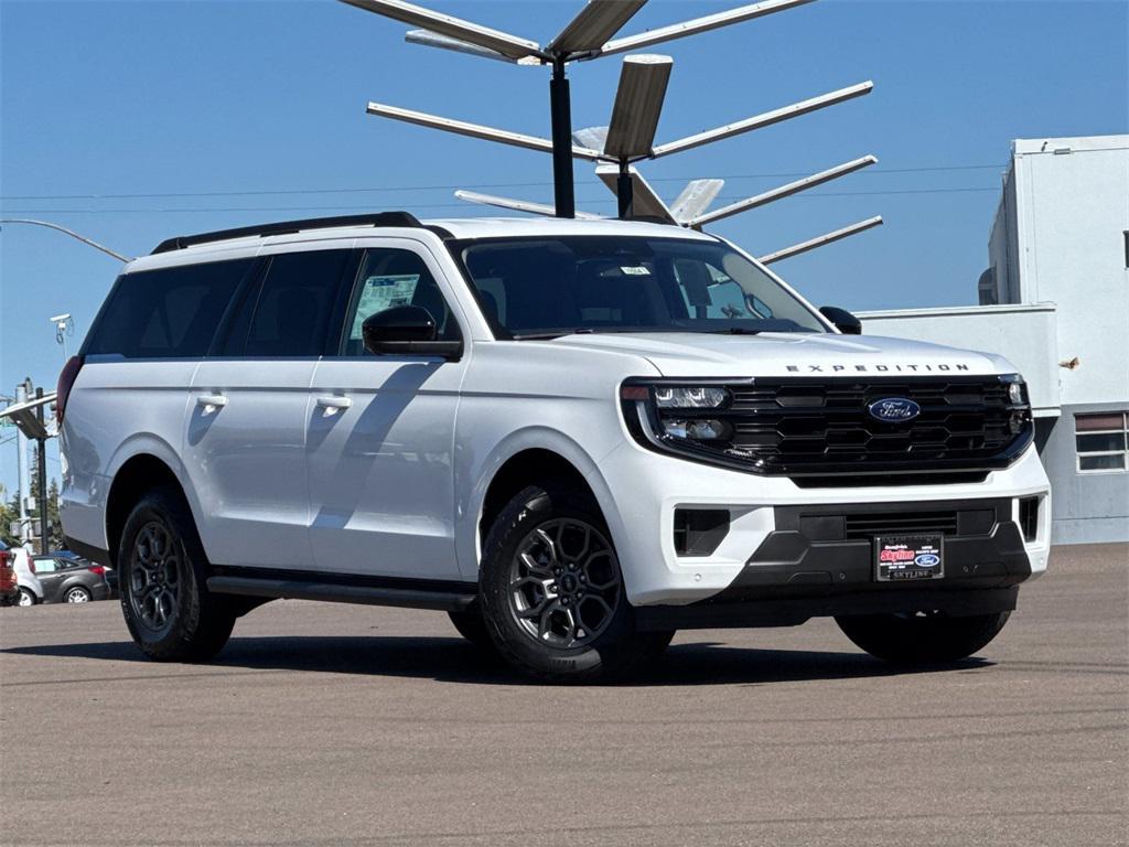 new 2025 Ford Expedition Max car, priced at $70,645