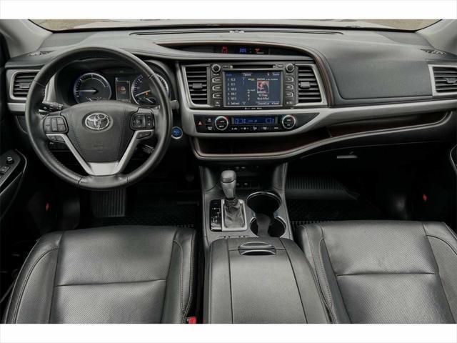 used 2019 Toyota Highlander Hybrid car, priced at $35,790