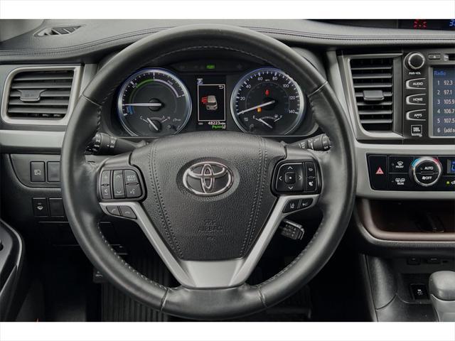 used 2019 Toyota Highlander Hybrid car, priced at $35,790