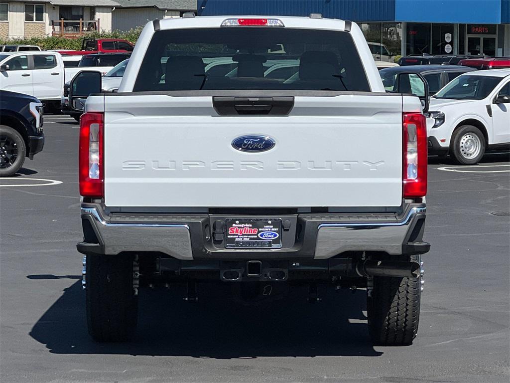 new 2025 Ford F-350 car, priced at $55,547