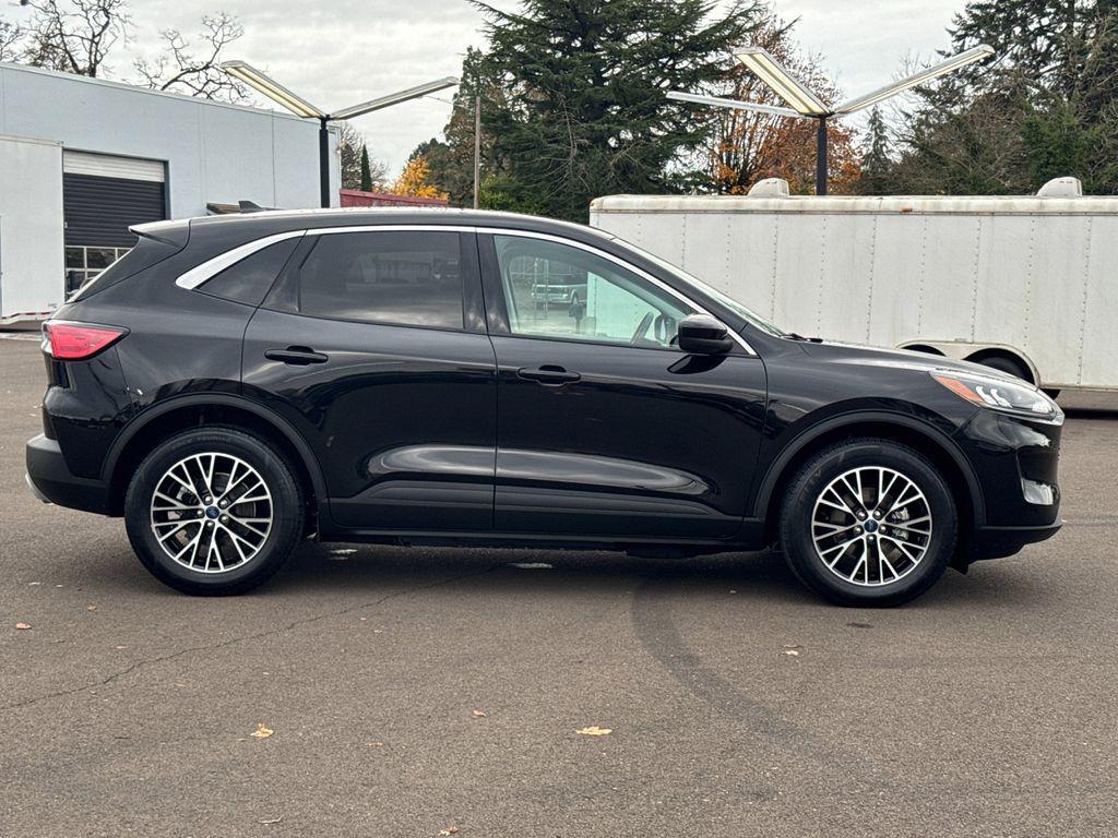 used 2022 Ford Escape car, priced at $25,877