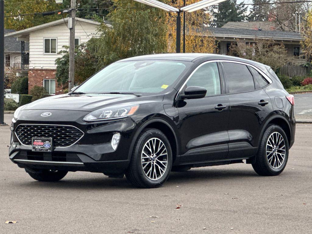 used 2022 Ford Escape car, priced at $25,877