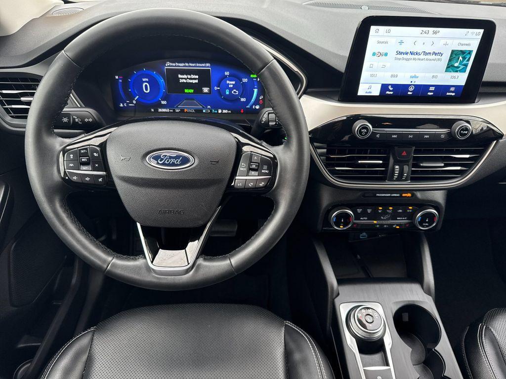 used 2022 Ford Escape car, priced at $25,877