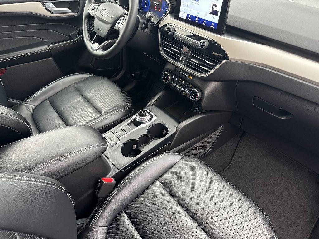 used 2022 Ford Escape car, priced at $25,877