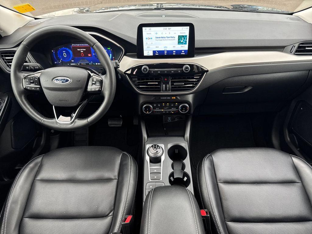 used 2022 Ford Escape car, priced at $25,877