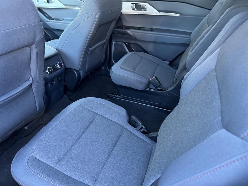 new 2025 Ford Explorer car, priced at $39,154