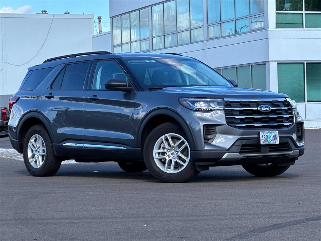 new 2025 Ford Explorer car, priced at $39,154