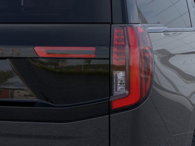 new 2025 Ford Expedition car, priced at $84,170
