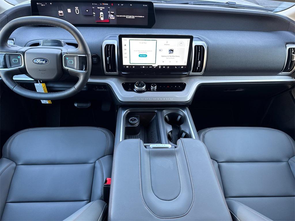 new 2025 Ford Expedition car, priced at $71,860
