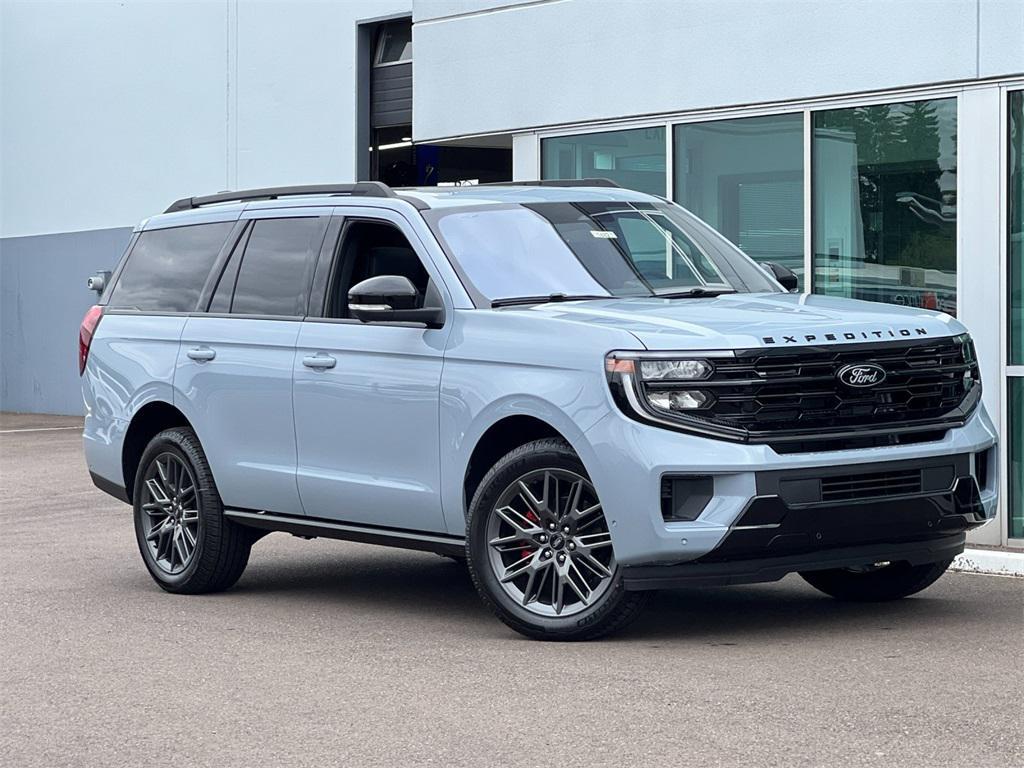 new 2025 Ford Expedition car, priced at $84,615