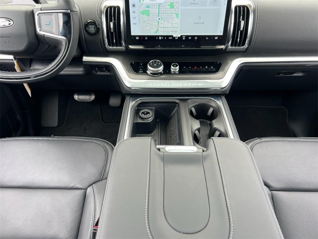 new 2025 Ford Expedition car, priced at $84,615