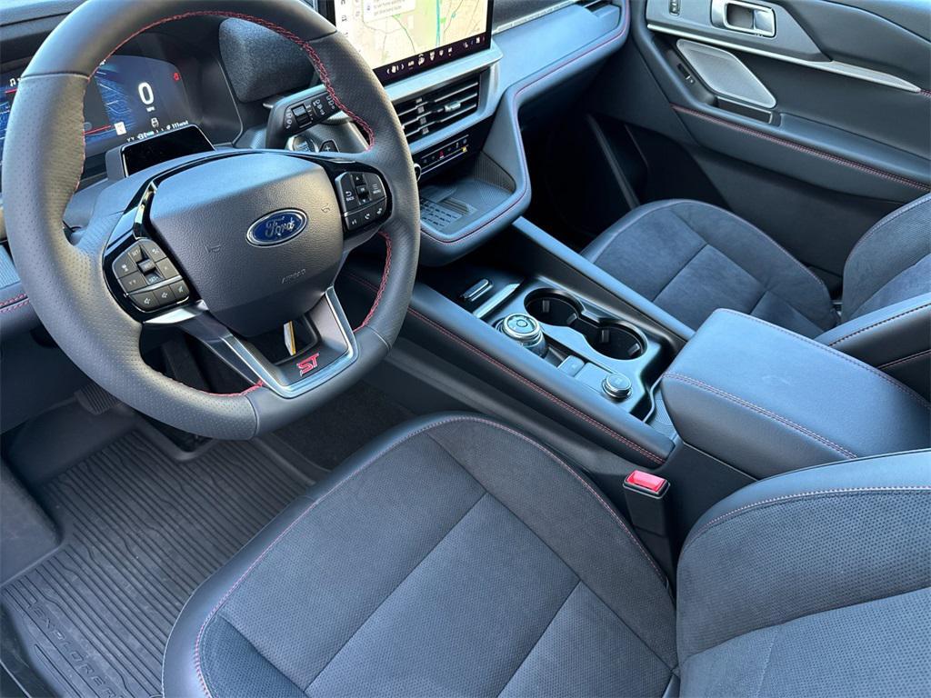 new 2025 Ford Explorer car, priced at $58,651