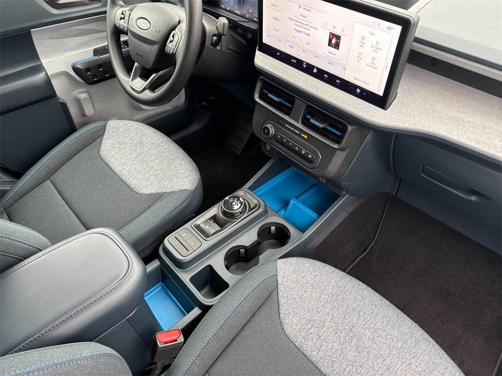 new 2025 Ford Maverick car, priced at $32,122